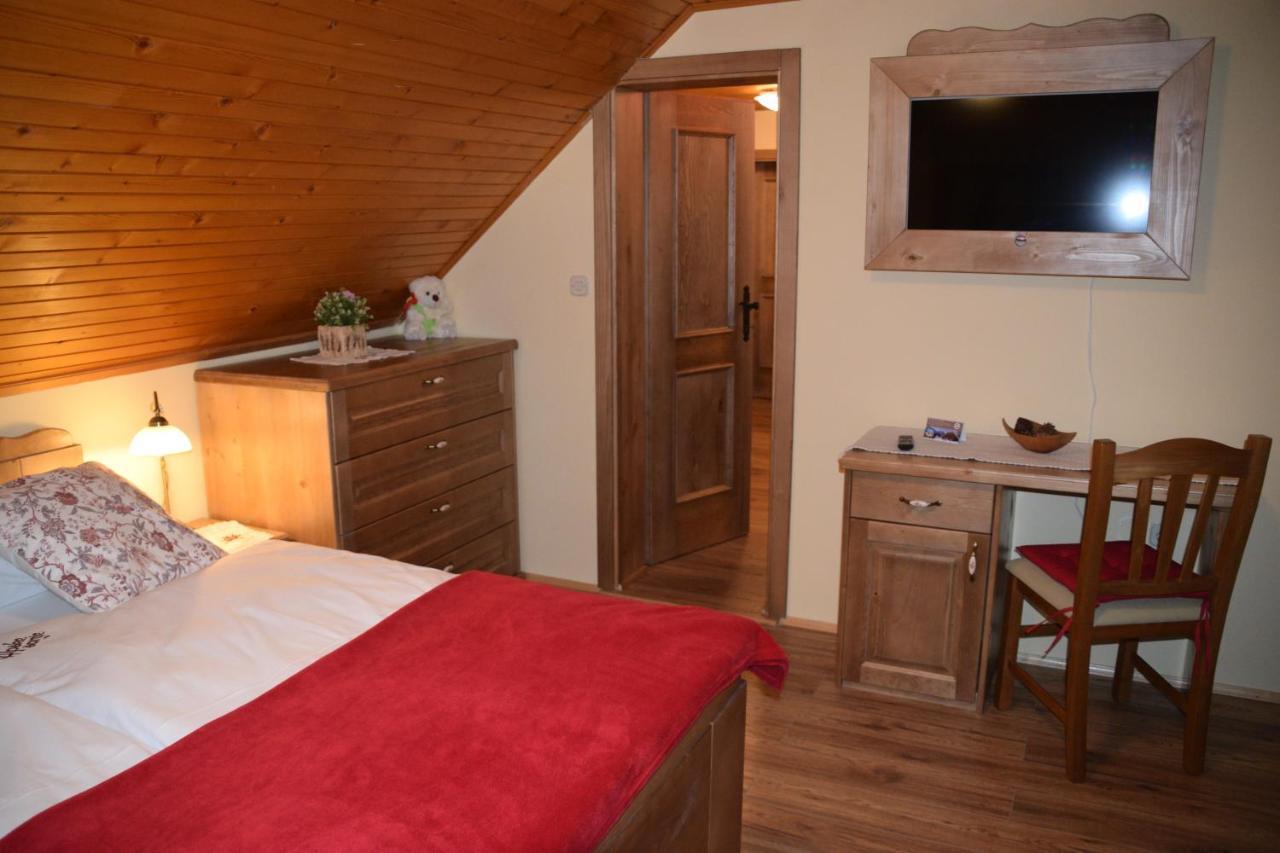 Farm Stay "Alpine Dreams" Solčava Exterior foto